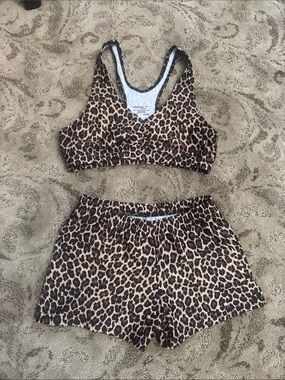 Leopard Print Active Set - Sports Bra & Shorts